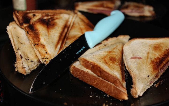 Przepis na tosty z pieczarkami